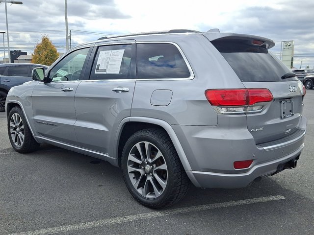 2020 Jeep Grand Cherokee Overland photo 2