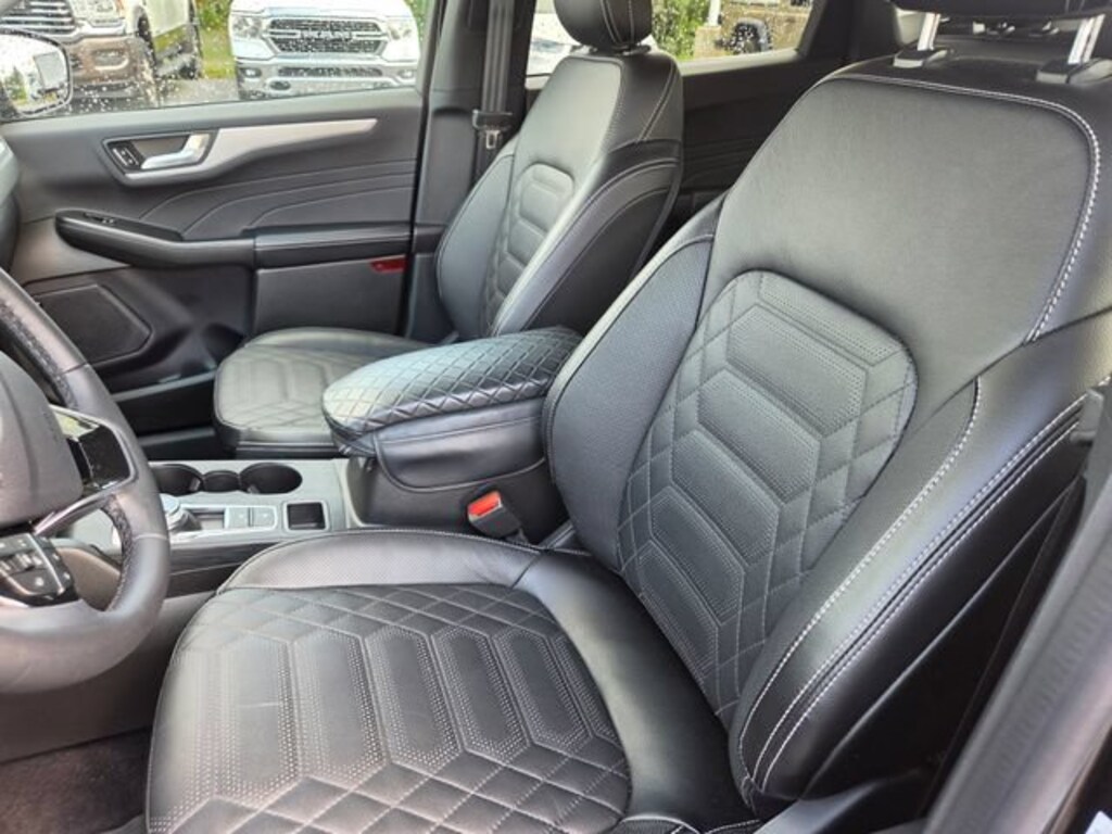 Used 2024 Ford Escape Platinum SUV