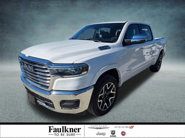 2025 RAM 1500 Laramie 4x4 Crew Cab 5'7's photo