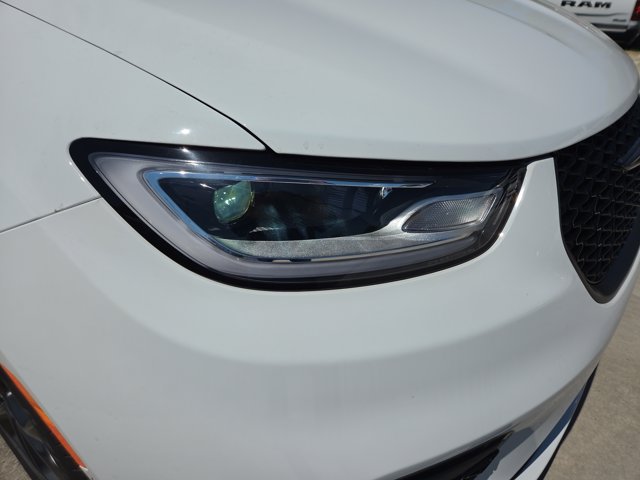 2026 Chrysler Pacifica Select - Photo 19