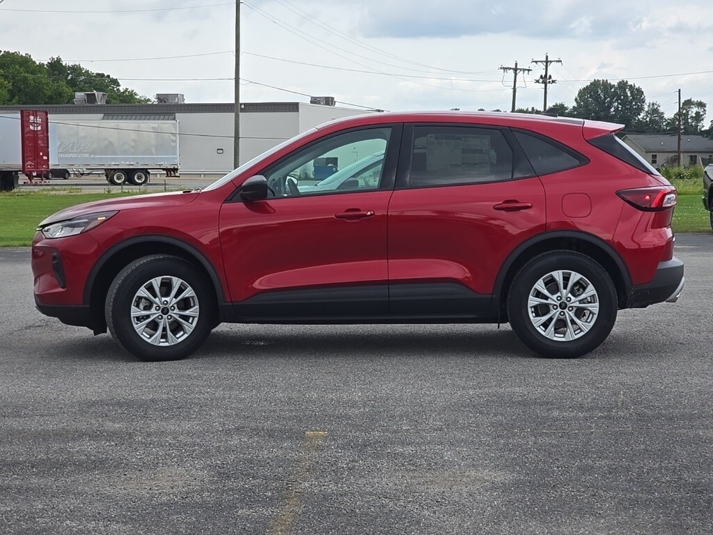 2025 Ford Escape Titanium photo 4