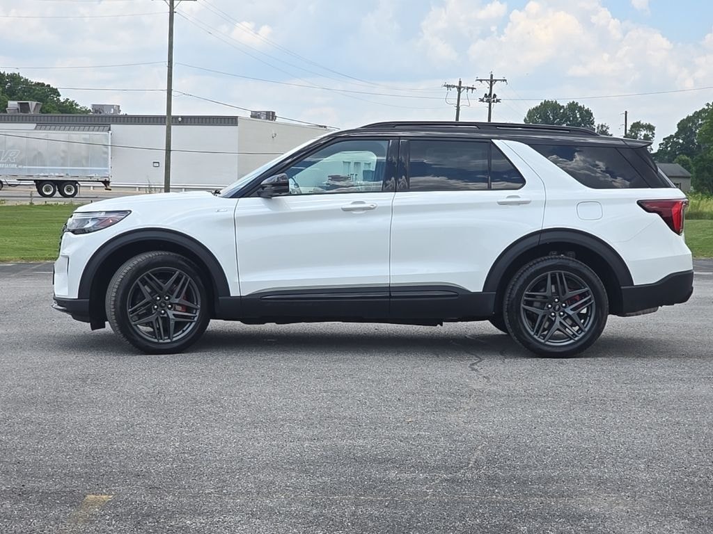 New 2025 Ford Explorer ST-Line SUV