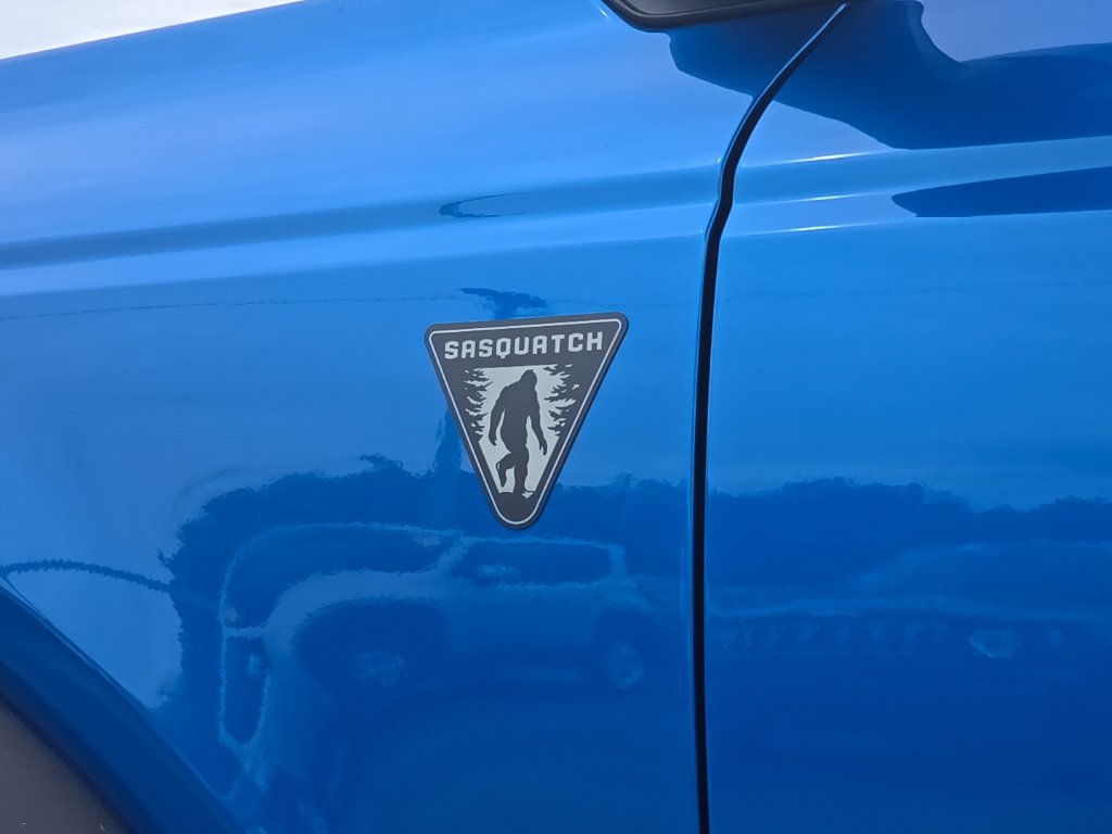 2025 Ford Bronco 4-Door Base - Photo 11