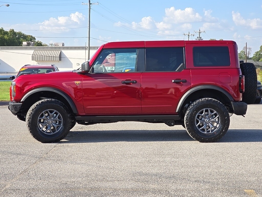 2025 Ford Bronco Badlands photo 4