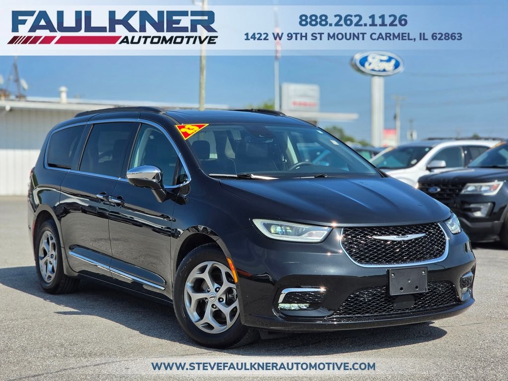 Certified 2023 Chrysler Pacifica Limited Van Passenger Van