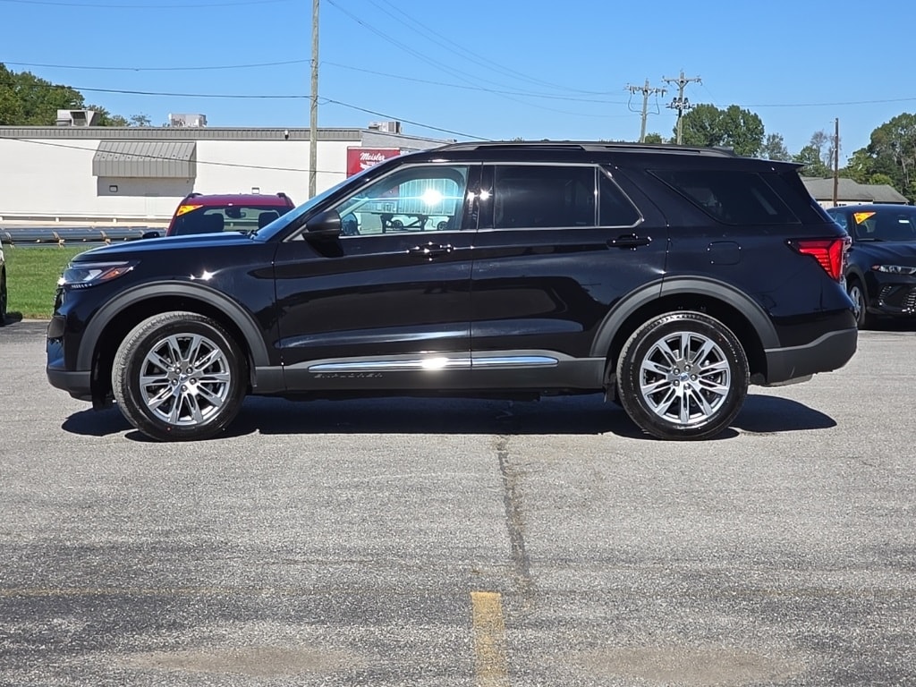 New 2025 Ford Explorer Active SUV