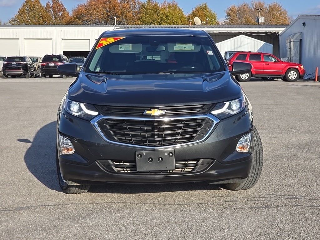 Used 2020 Chevrolet Equinox LT with VIN 2GNAXKEV6L6270028 for sale in Mount Carmel, IL