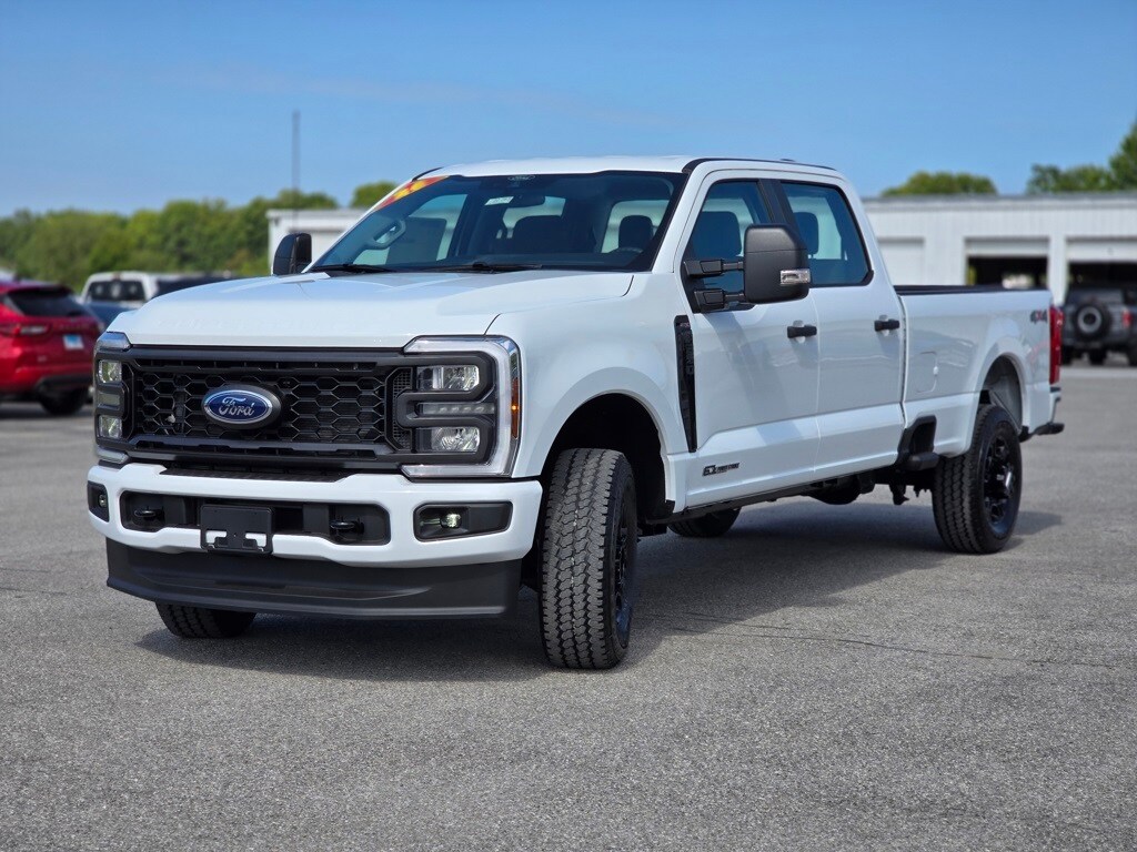 2026 Ford F-350 XL photo 3