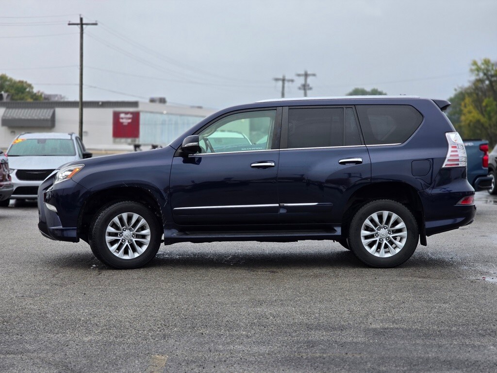 2017 Lexus GX 460 photo 2