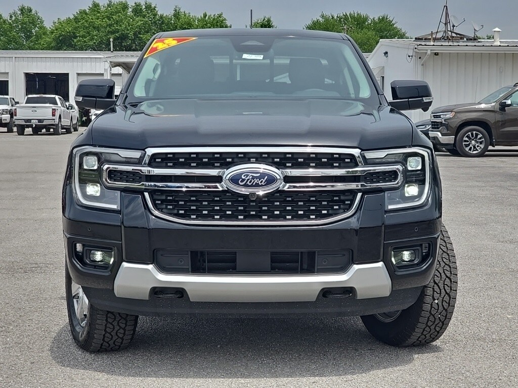 2025 Ford Ranger Lariat photo 2