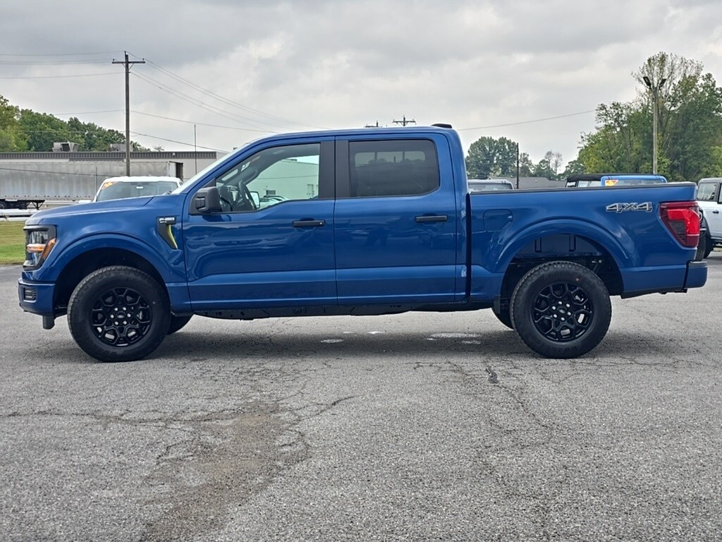 2025 Ford F-150 STX photo 4