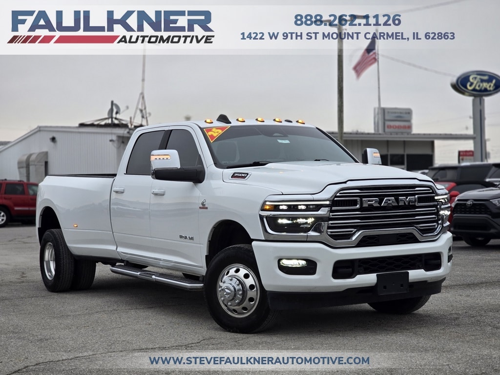 2025 RAM Ram 3500 Pickup Laramie's photo