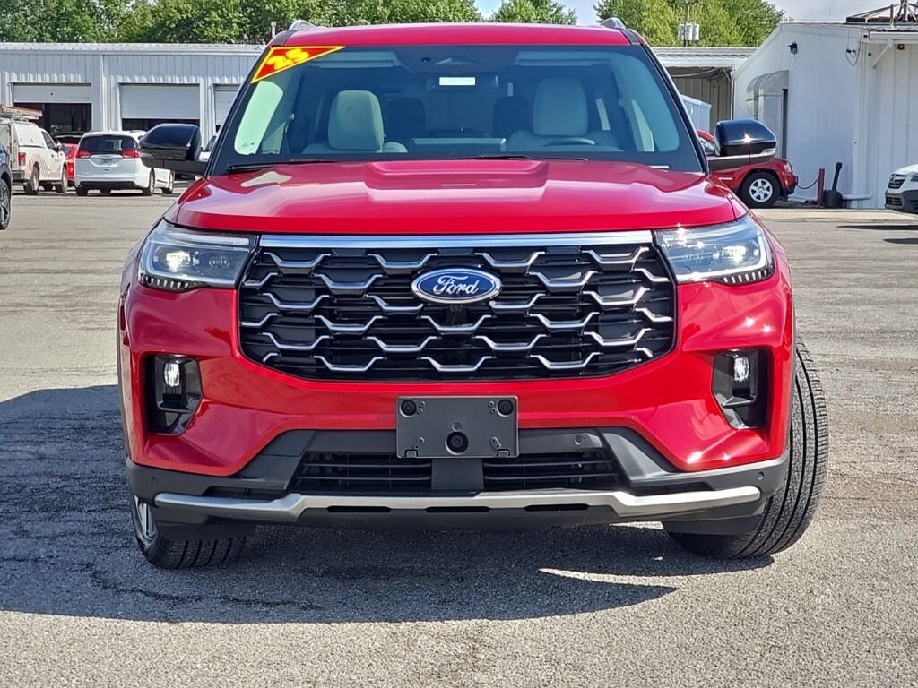2025 Ford Explorer Platinum photo 2