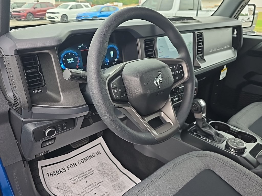 2025 Ford Bronco 4-Door Base - Photo 15