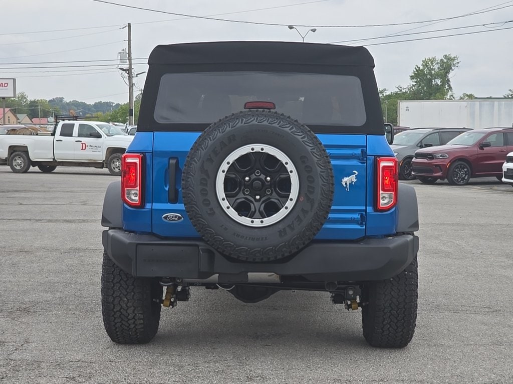 2025 Ford Bronco 4-Door Base - Photo 6