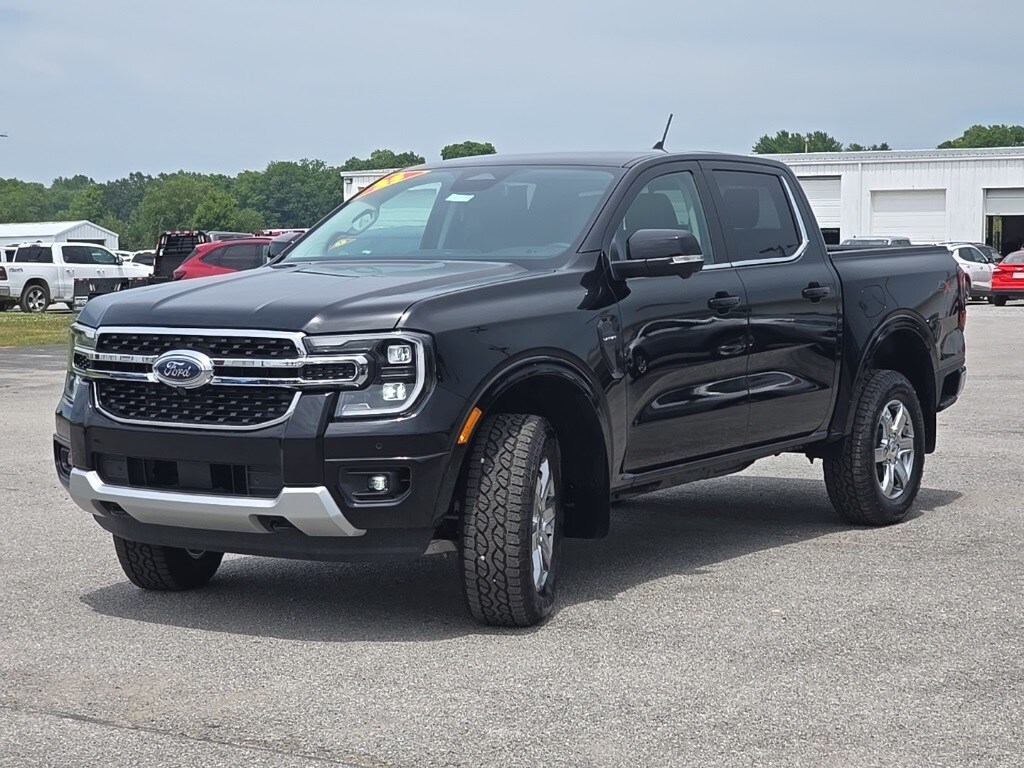 2025 Ford Ranger Lariat photo 3