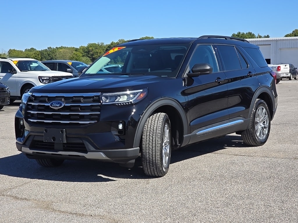 New 2025 Ford Explorer Active SUV