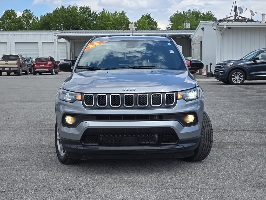 Certified 2024 Jeep Compass Latitude with VIN 3C4NJDBN6RT598985 for sale in Mount Carmel, IL