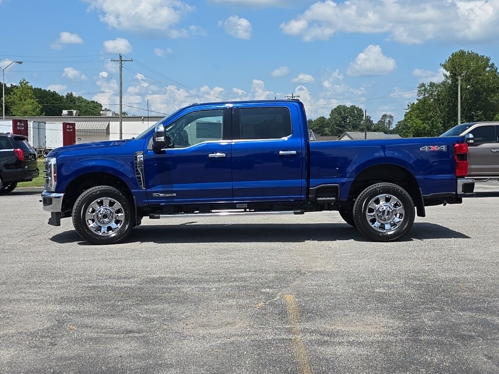 2026 Ford F-250 Lariat photo 4