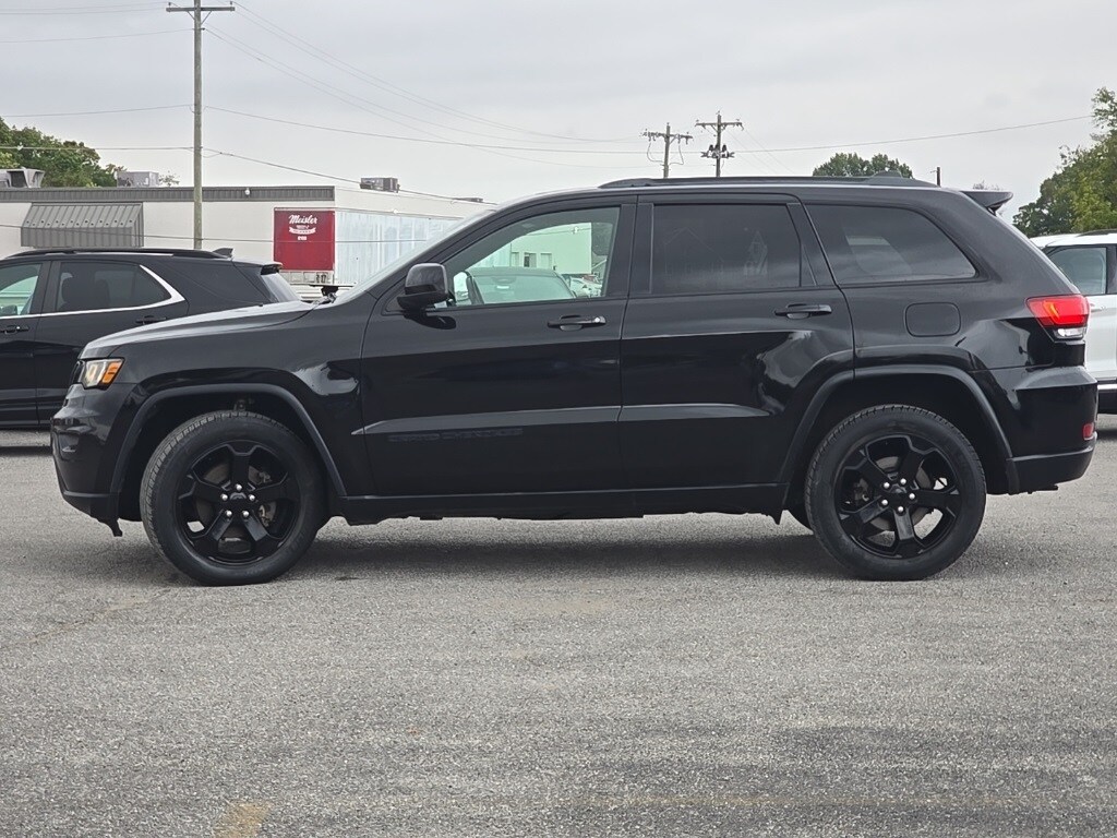 2018 Jeep Grand Cherokee Upland photo 2