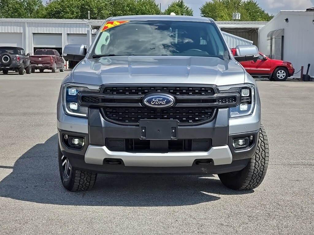 2024 Ford Ranger Lariat photo 2