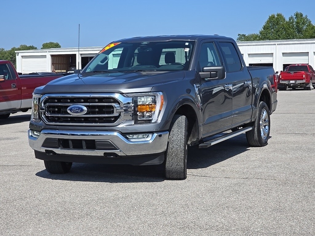 2022 Ford F-150 XLT photo 3