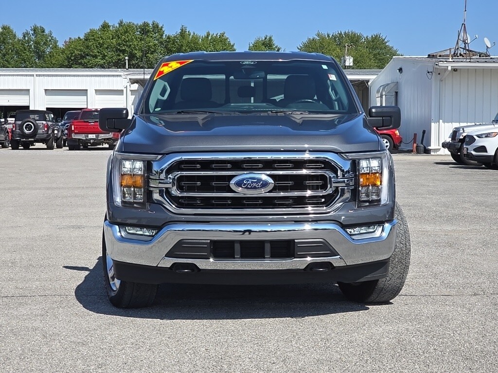 2022 Ford F-150 XLT photo 2
