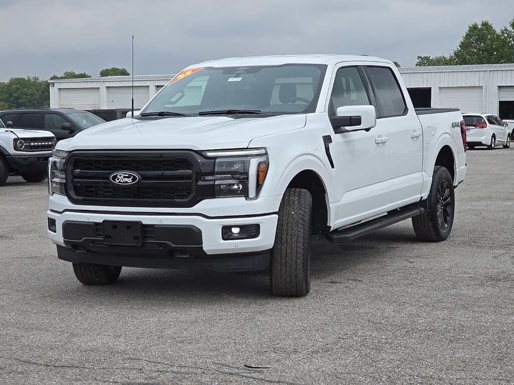 2025 Ford F-150 Lariat photo 3