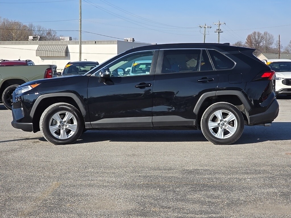Used 2021 Toyota RAV4 XLE SUV