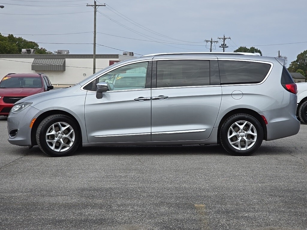 Used 2020 Chrysler Pacifica Limited Van Passenger Van
