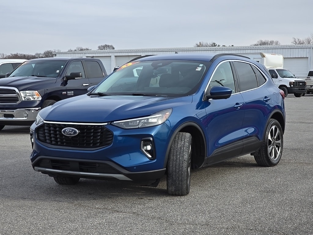 Used 2023 Ford Escape Platinum SUV