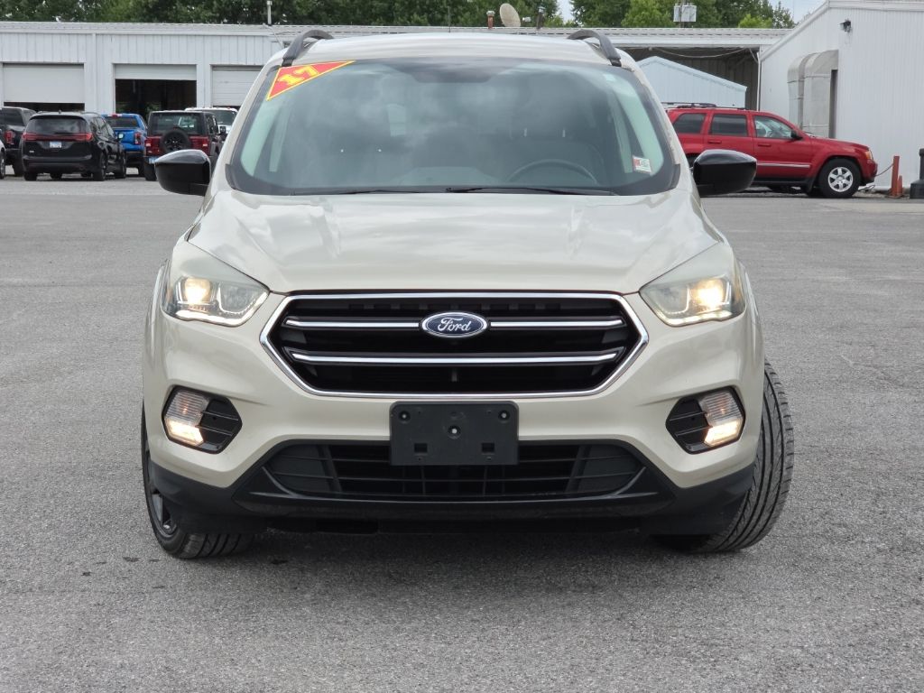 Used 2017 Ford Escape SE with VIN 1FMCU0GD0HUE14714 for sale in Mount Carmel, IL