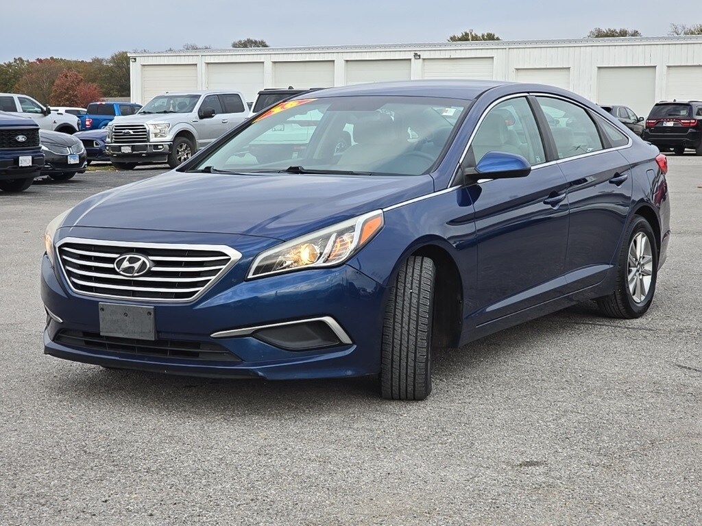 Used 2016 Hyundai Sonata SE w/PZEV Sedan