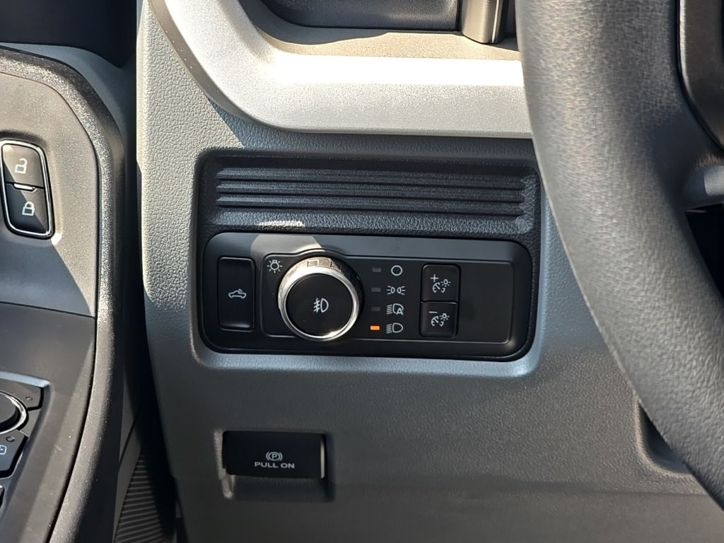 2026 Ford F-250 Super Duty XL - Photo 32