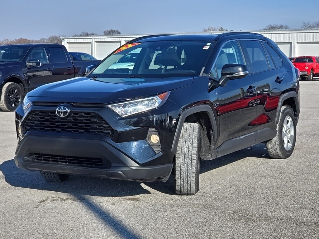 Used 2021 Toyota RAV4 XLE SUV