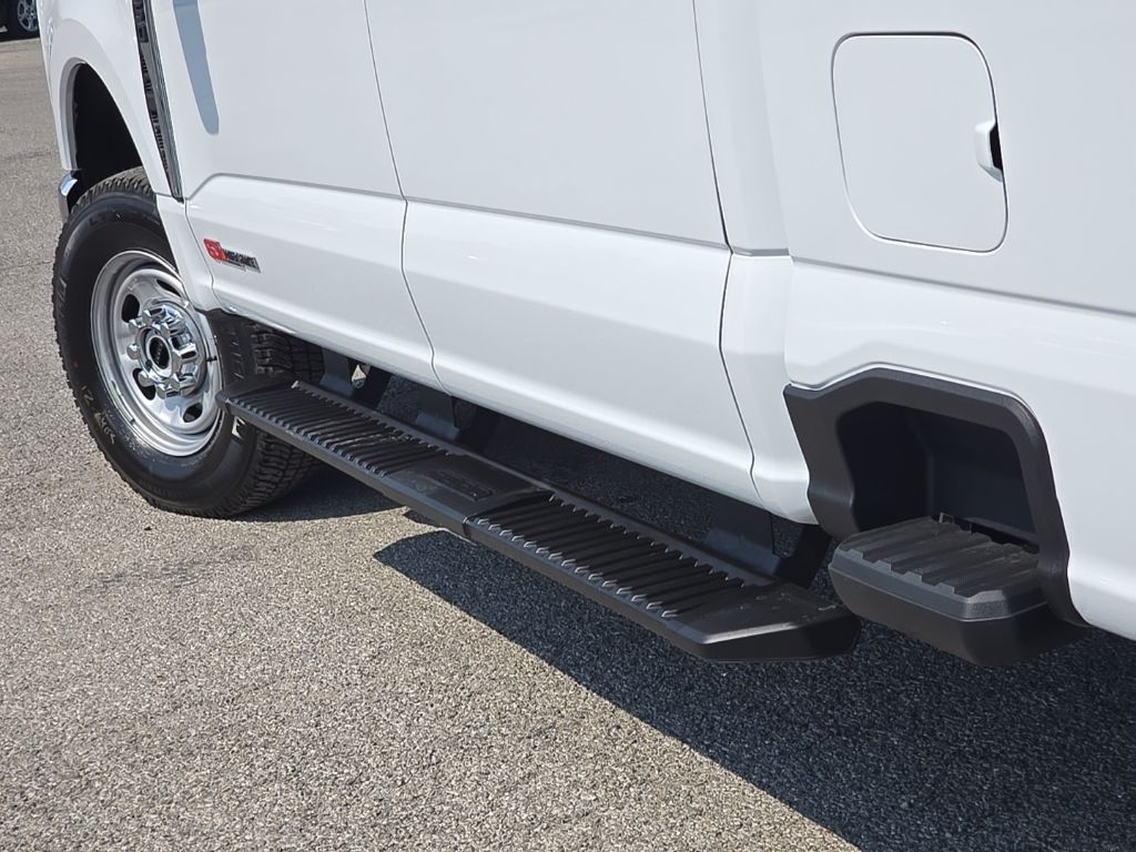 2026 Ford F-250 Super Duty XL - Photo 13