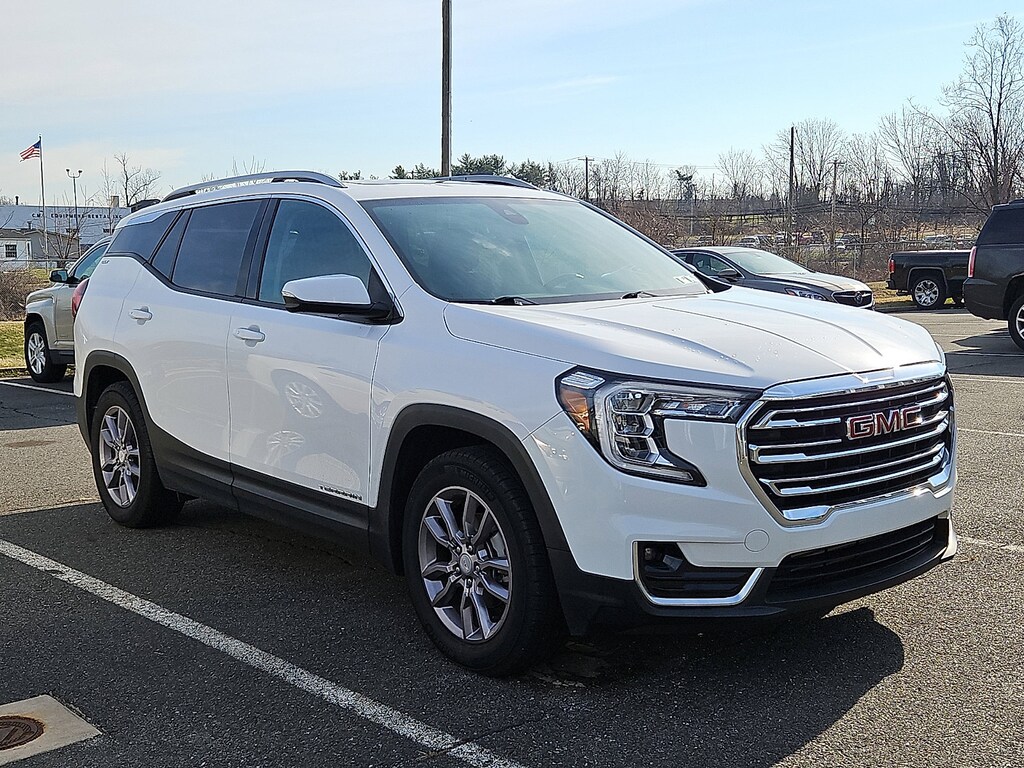 Certified 2023 GMC Terrain SLT FWD SLT