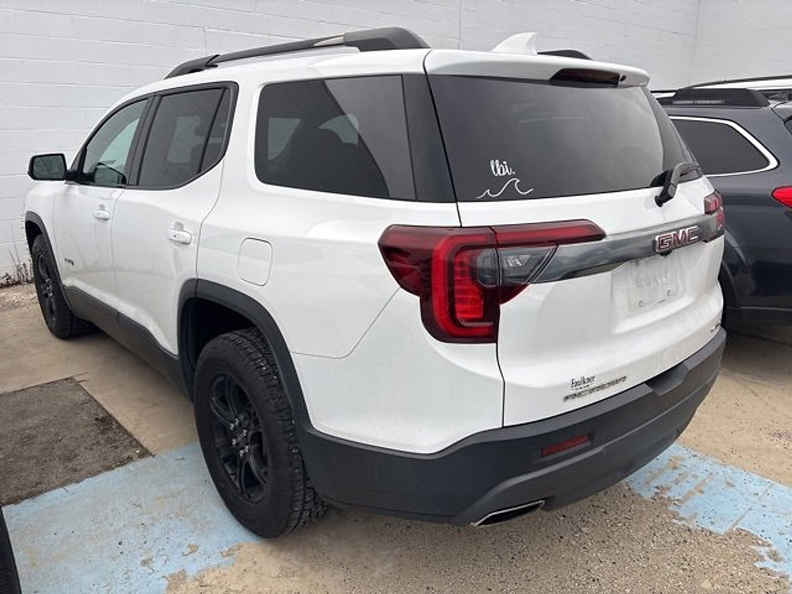 2021 GMC Acadia AT4's photo