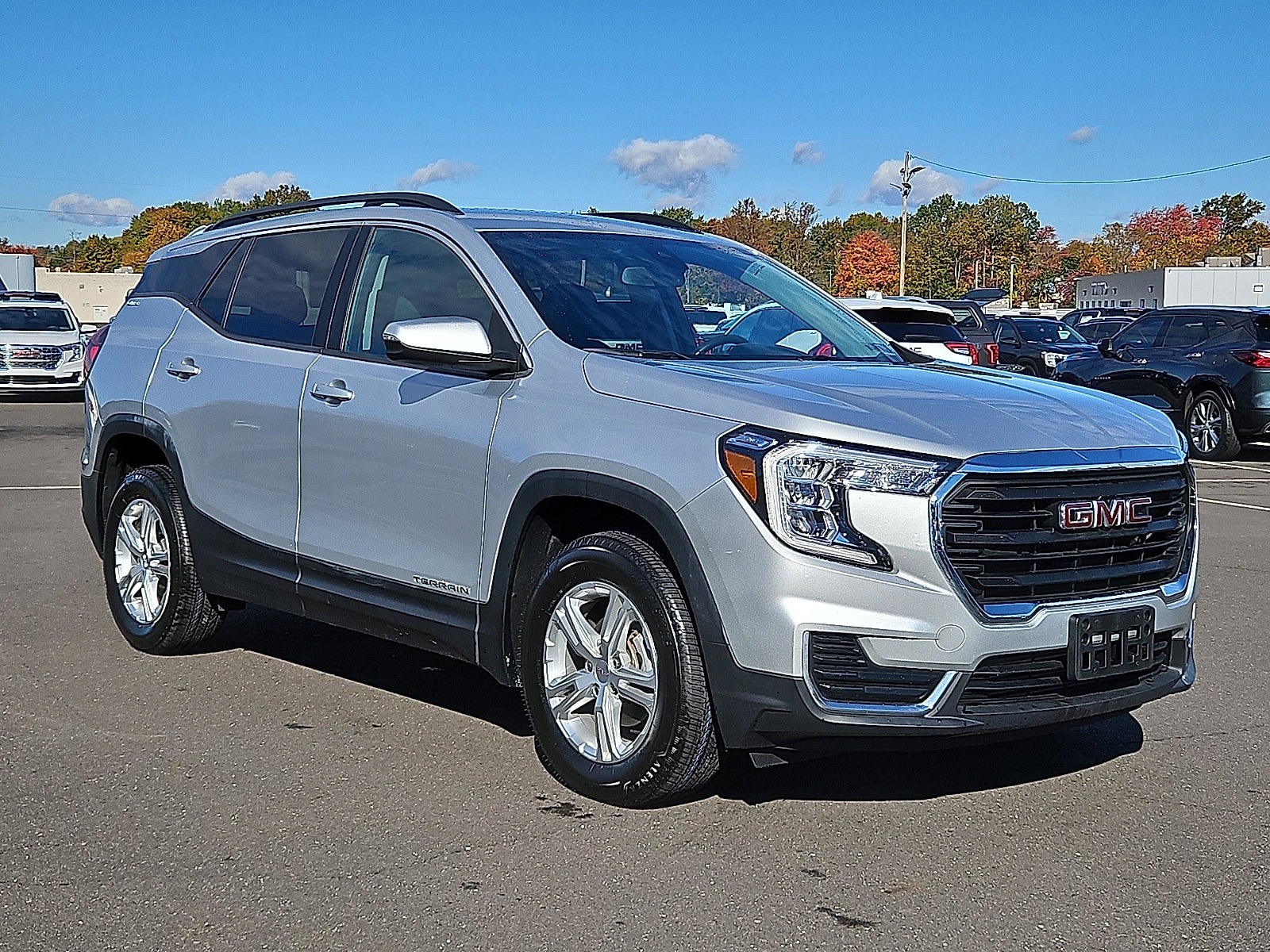2022 GMC Terrain SLE's photo