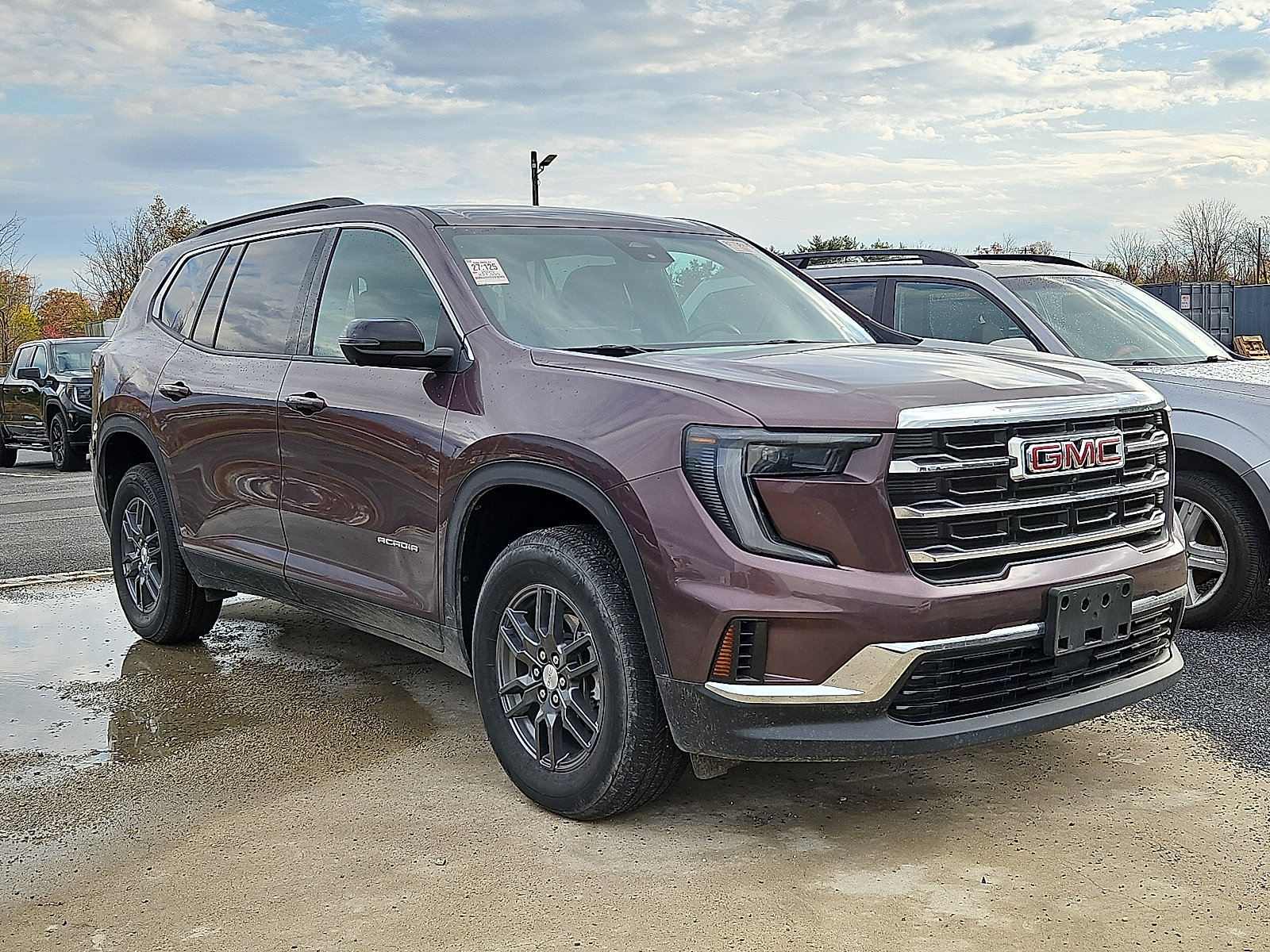 2025 GMC Acadia Elevation's photo