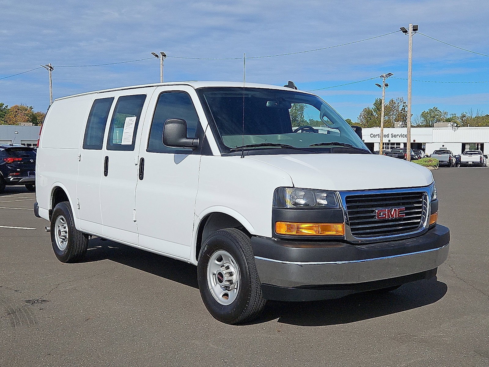 2023 GMC Savana Cargo Work Van's photo