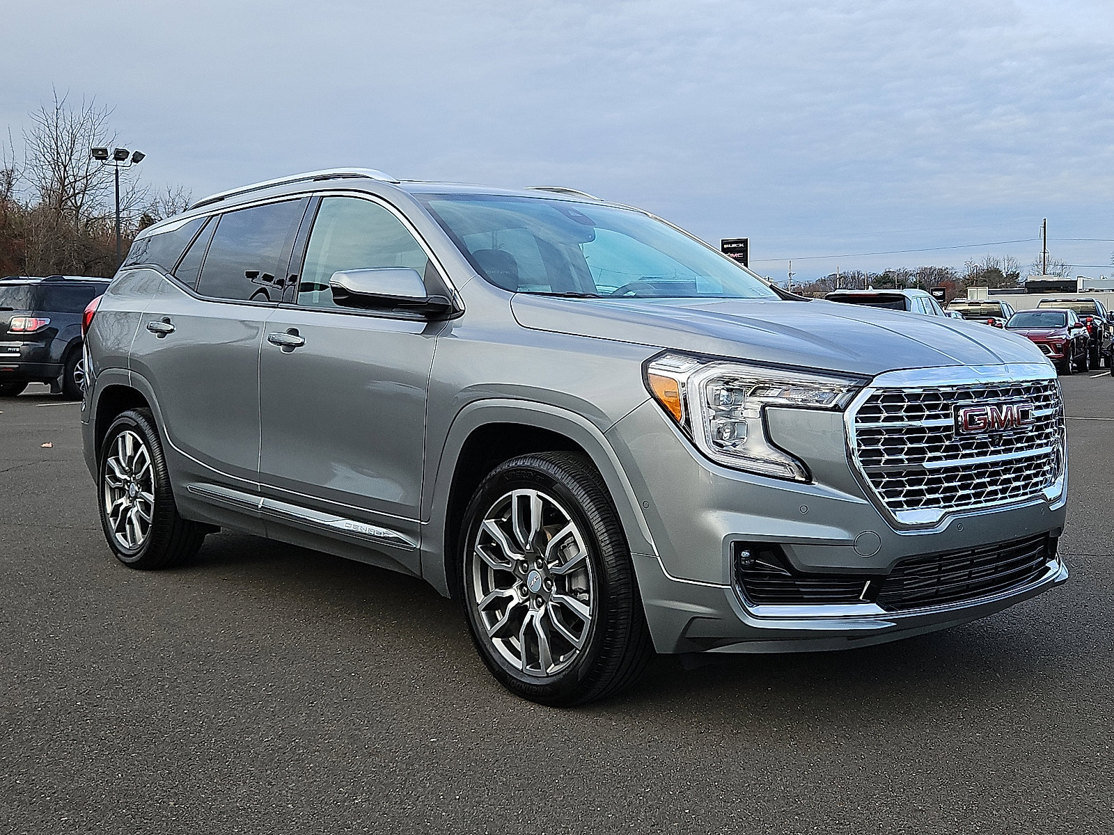 2024 GMC Terrain Denali's photo