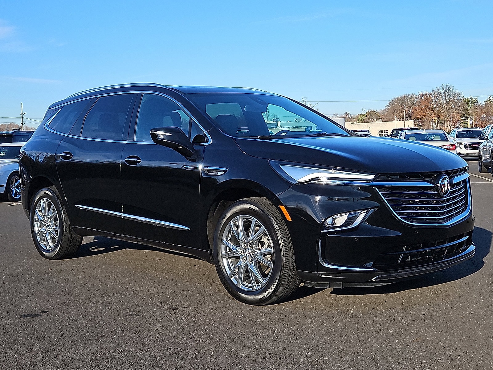 2023 Buick Enclave Essence's photo