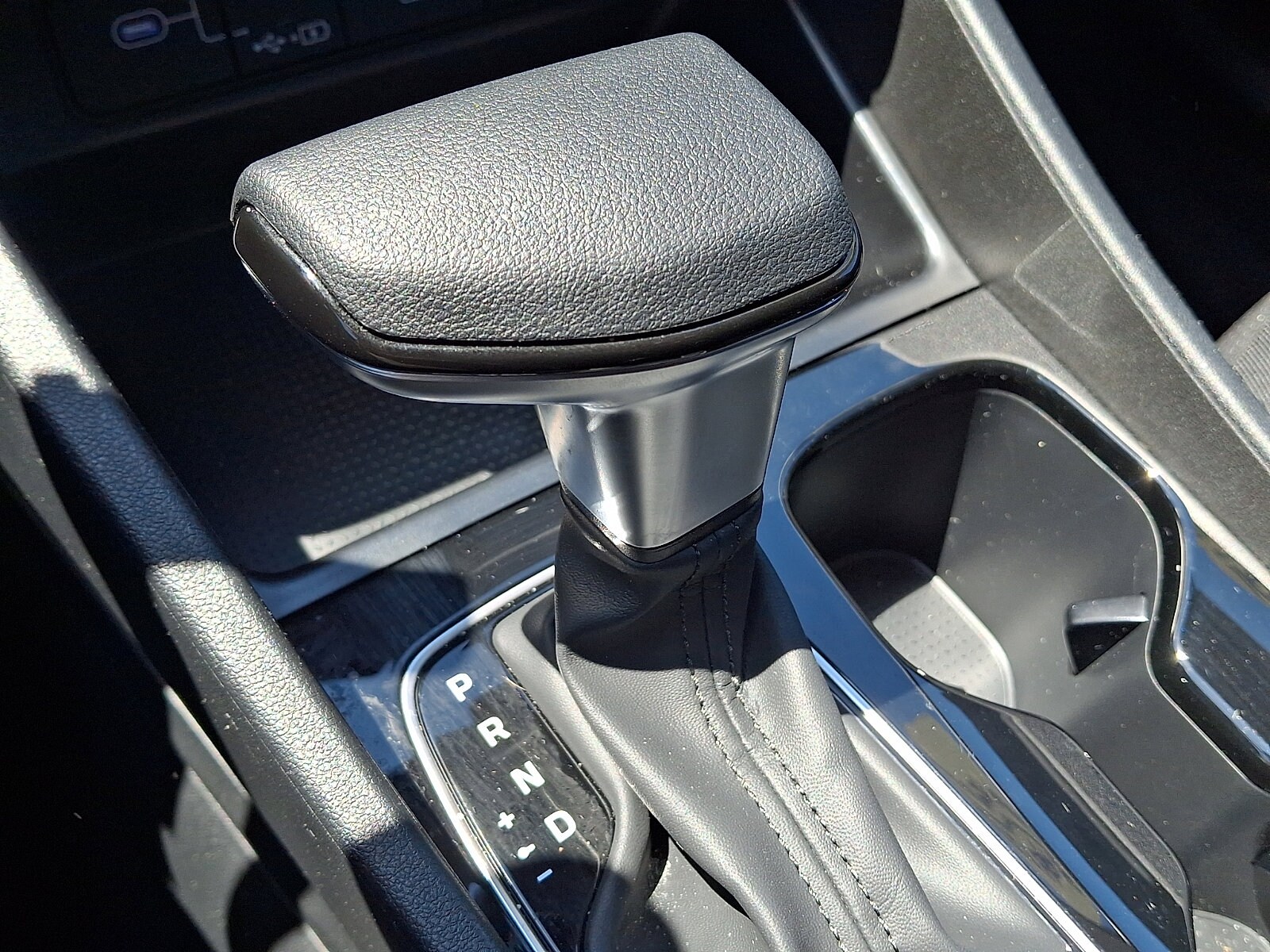 2025 Hyundai Tucson SE - Photo 14