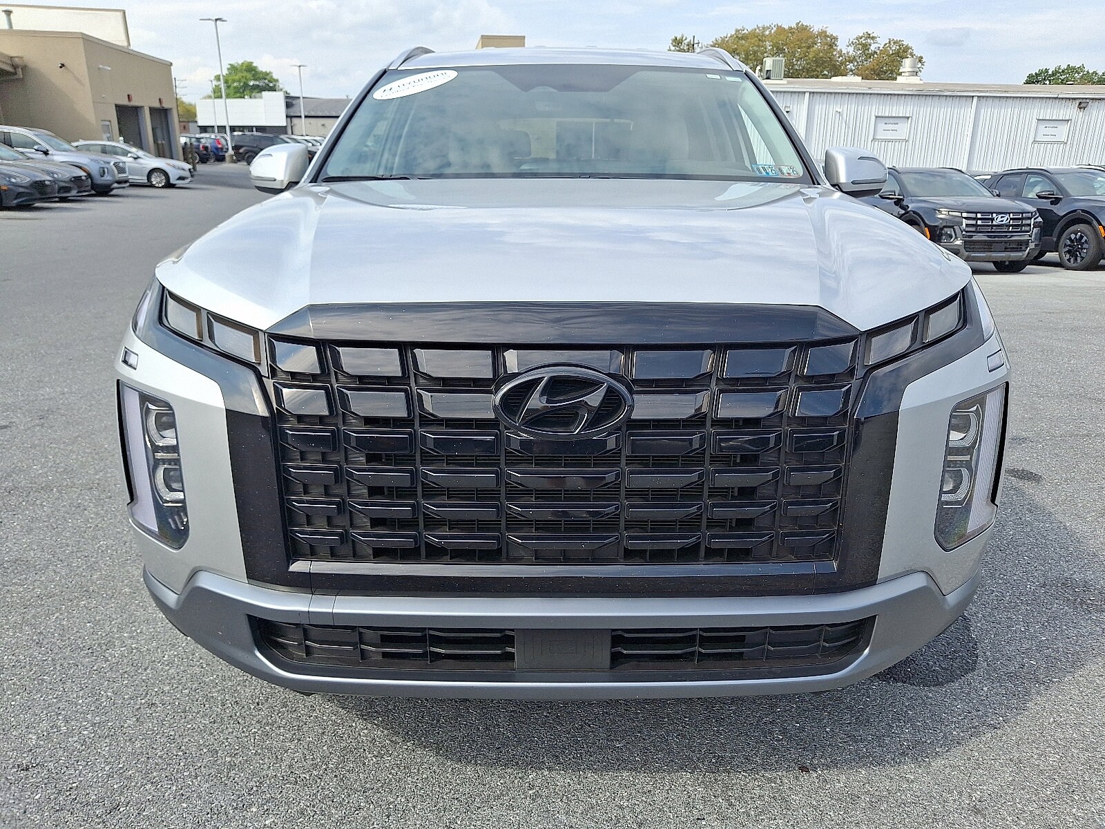 2025 Hyundai Palisade SEL photo 2