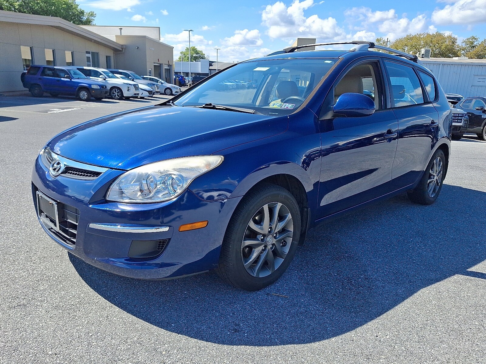 2012 Hyundai Elantra Touring GLS photo 3