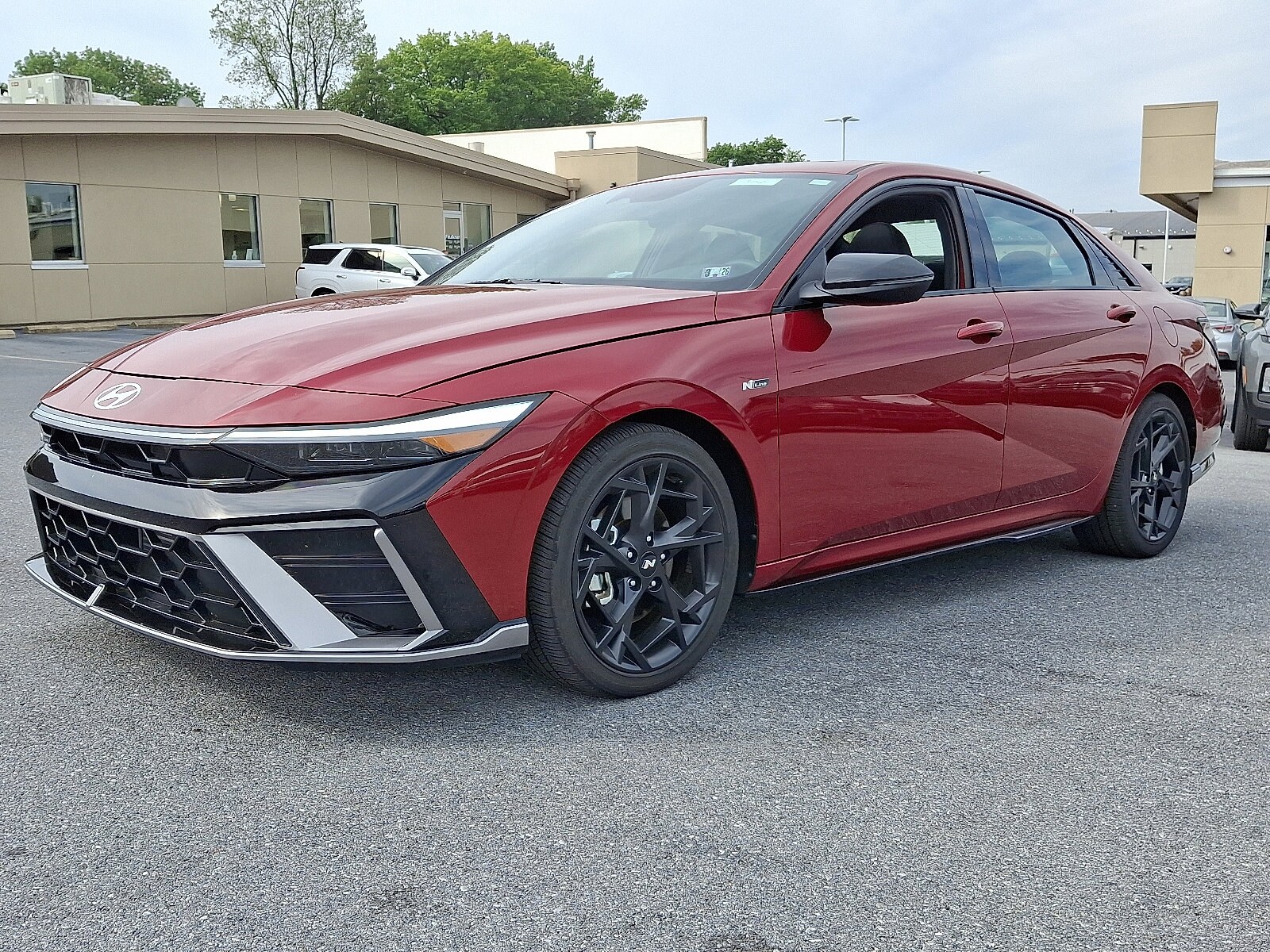 2025 Hyundai Elantra N Line photo 3