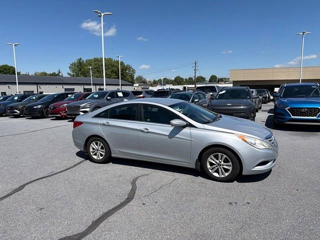 Used 2012 Hyundai Sonata GLS PZEV Sedan