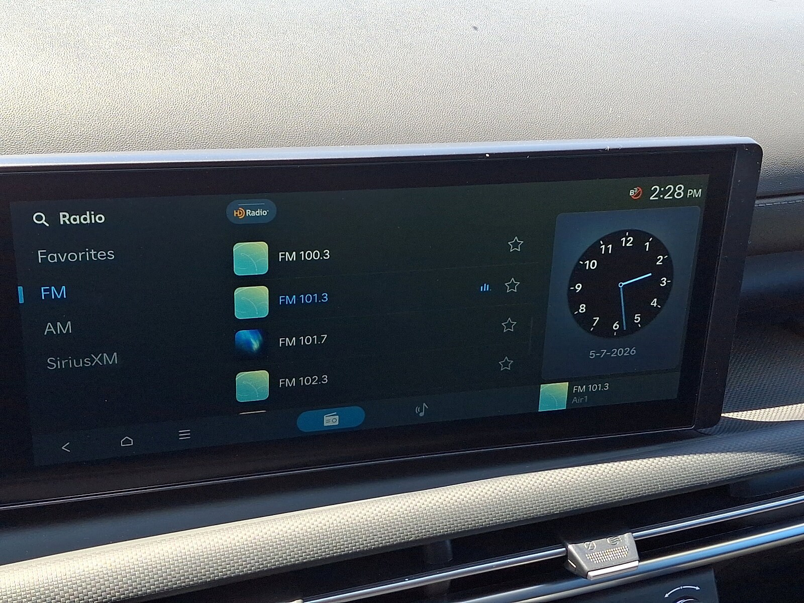 2025 Hyundai Tucson SE - Photo 16