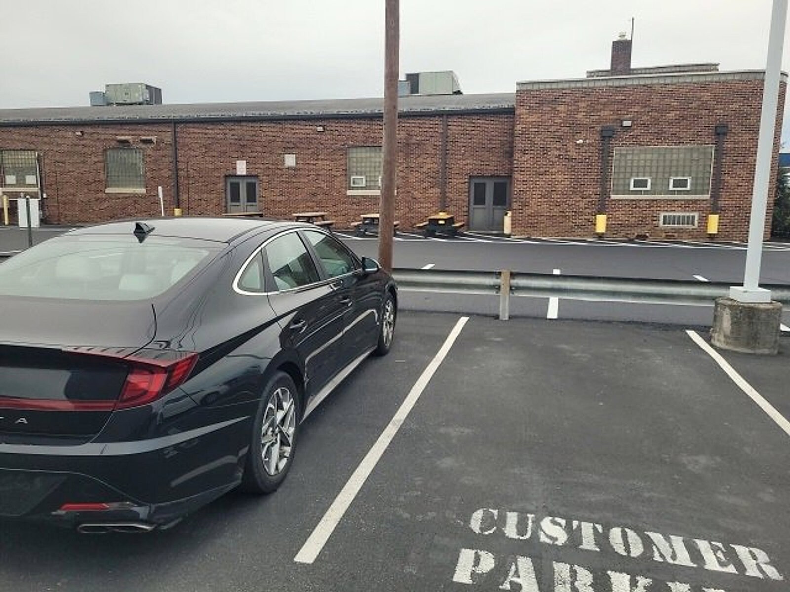2022 Hyundai Sonata SEL photo 2